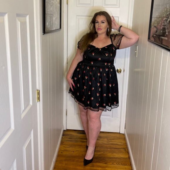 Black Flower Dress XL - Picture 3 of 8